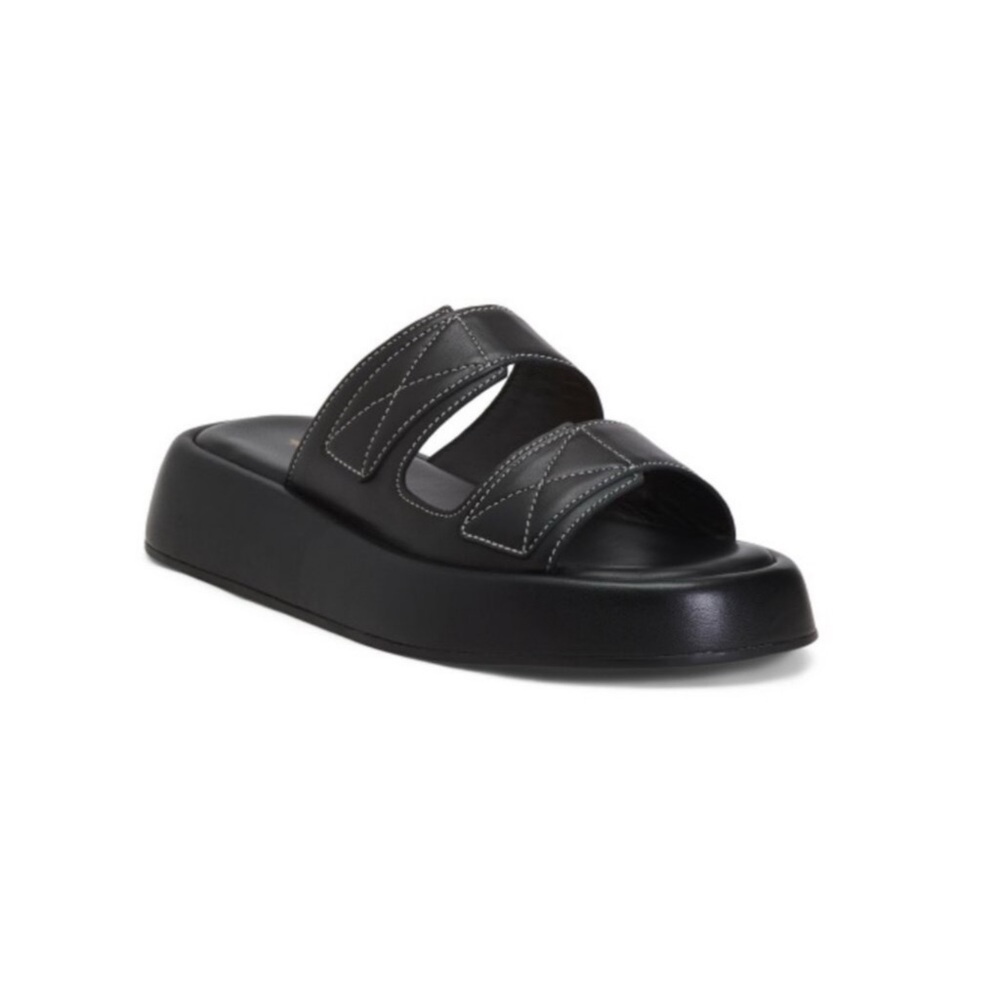 Intentionally Blank Kiara Sandal
Size 6.5